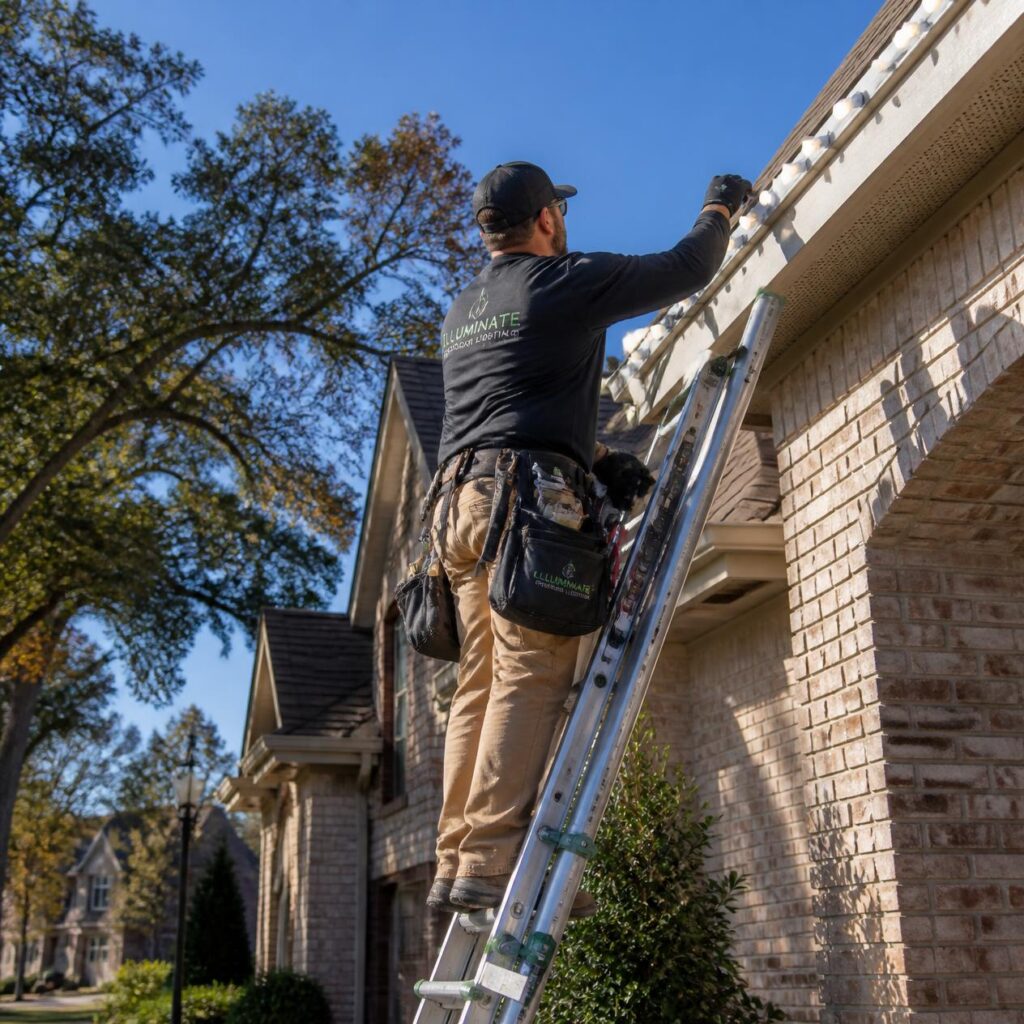 tropical-lighting-christmas-install-crew.jpg
